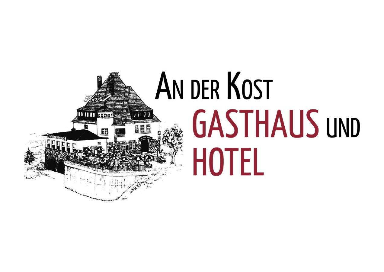 Gasthaus Und Hotel An Der Kost Хатинген Екстериор снимка